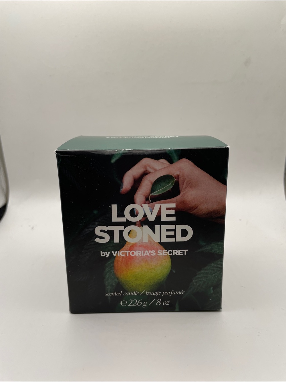 Love Stoned Scented Candle by Victoria's Secret - Green